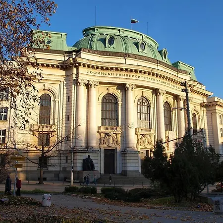 Center 4 * Sofia