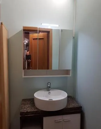 Center 4 Apartment